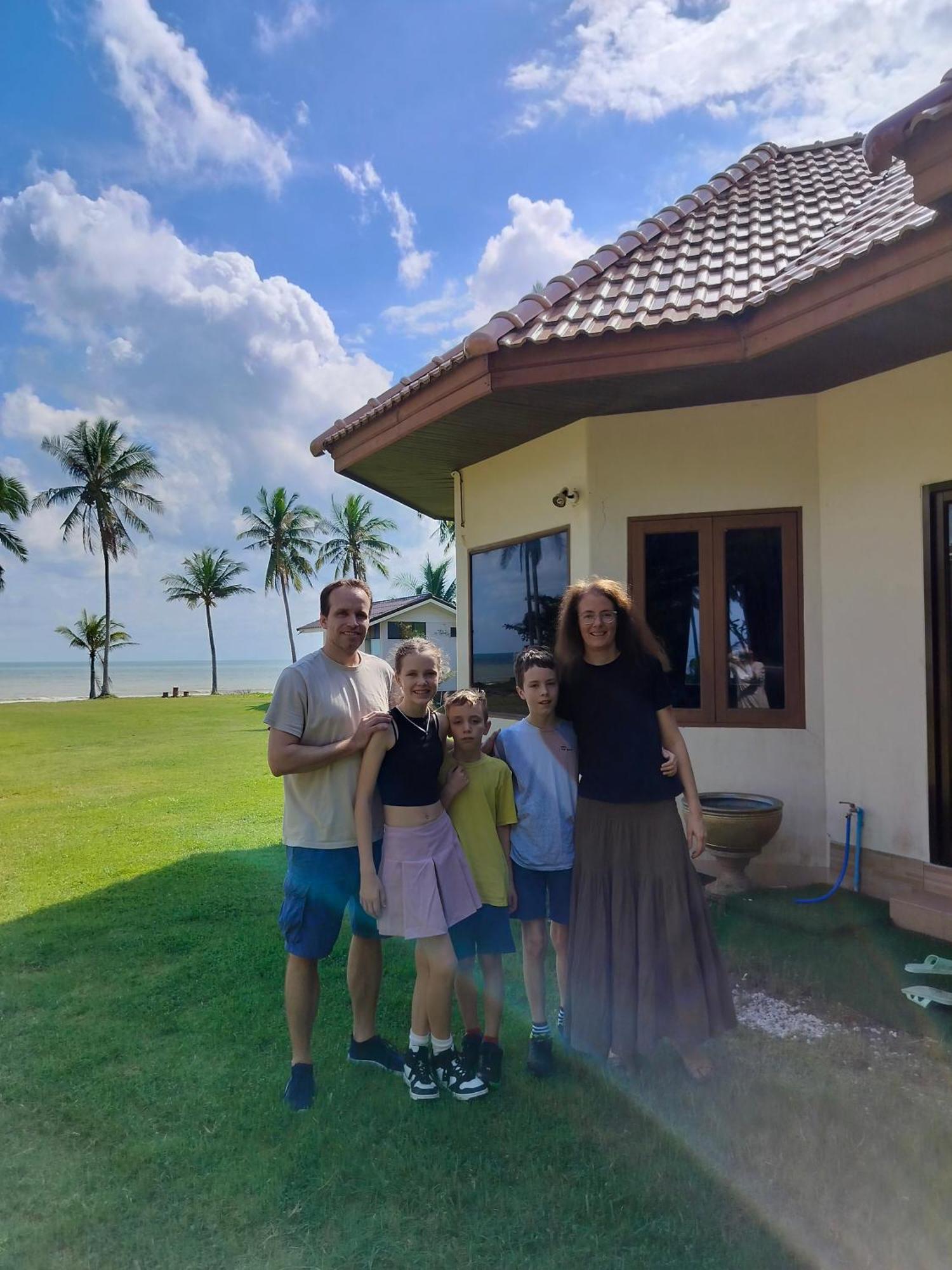 Baan Be Beach Lang Suan Exteriör bild