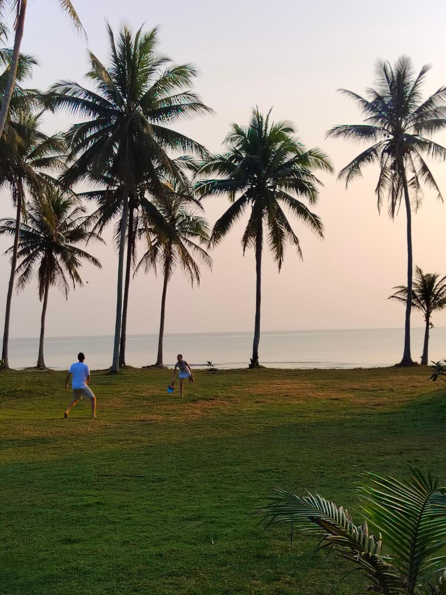 Baan Be Beach Lang Suan Exteriör bild