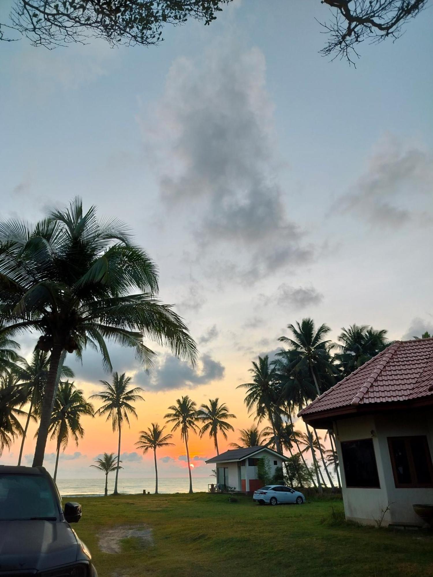 Baan Be Beach Lang Suan Exteriör bild